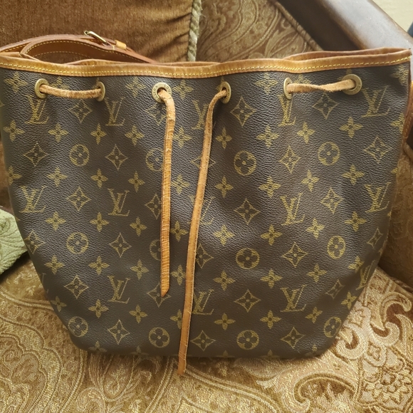 🥀SOLD💐Petite Noe - Picture 9 of 9